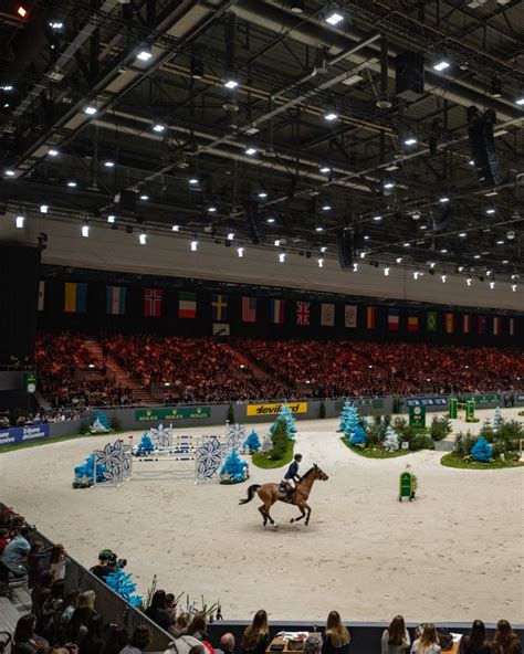 Rolex indoor jumping arena